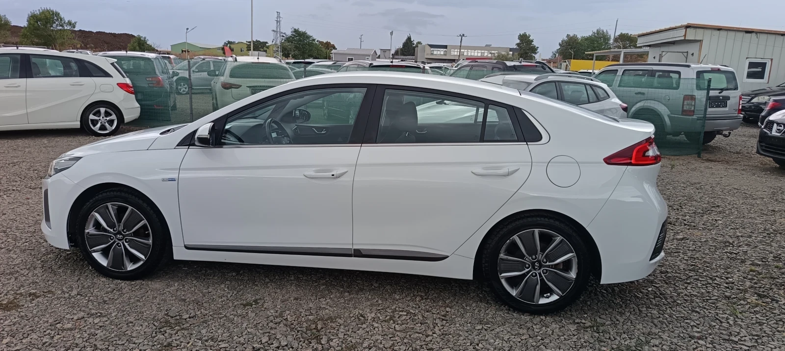 Hyundai Ioniq 1.6 Hybrid * Италия  - изображение 7