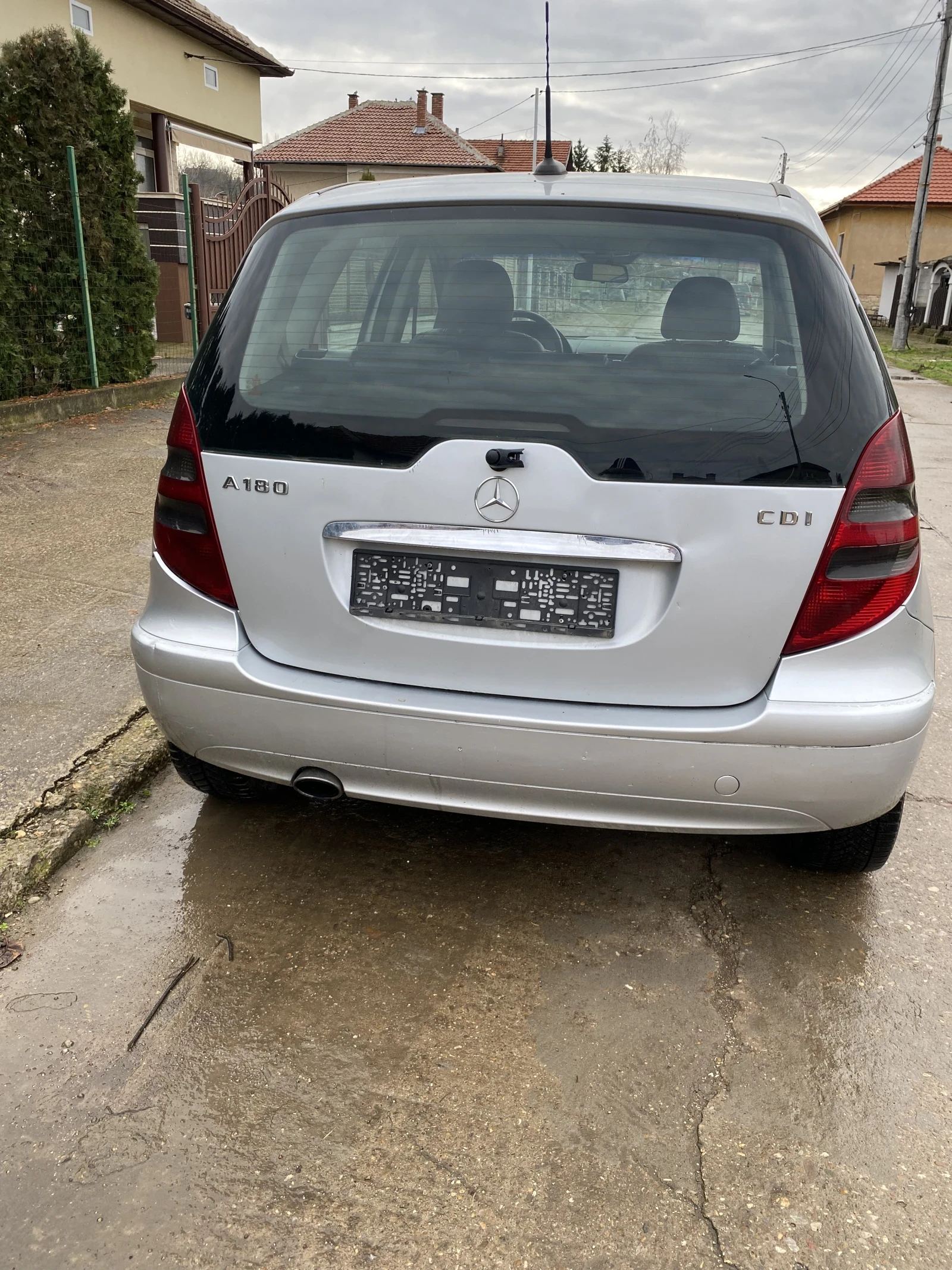 Mercedes-Benz A 180 ���� �� ����� | Mobile.bg � ����������� 3