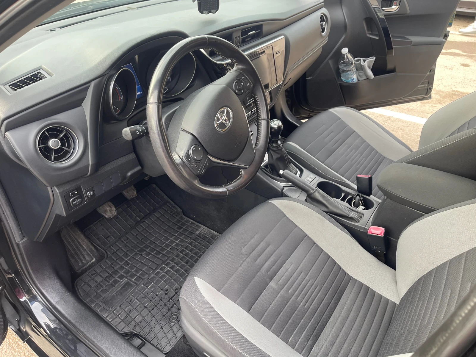 Toyota Auris 1.6 | Mobile.bg � ����������� 12