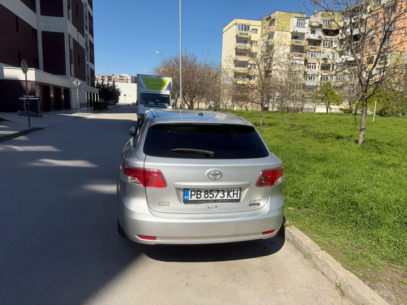 Toyota Avensis, снимка 4 - Автомобили и джипове - 54111474