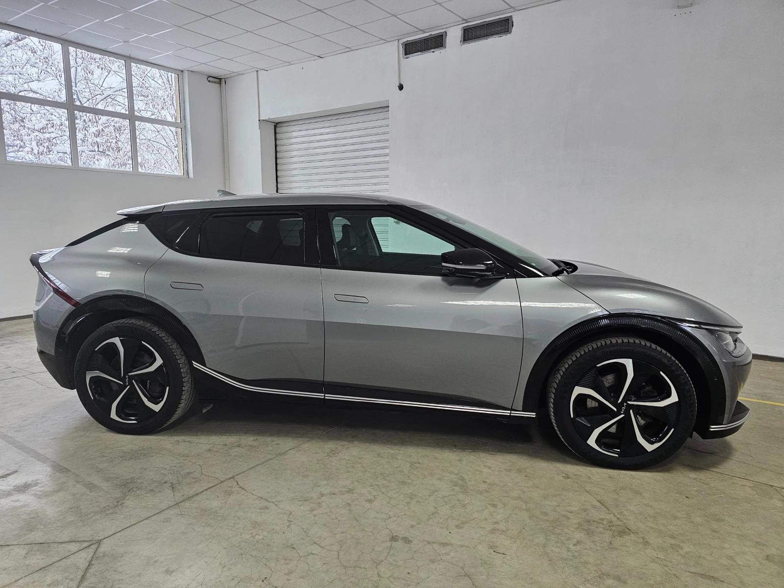 Kia EV6 AWD Термопомпа Кожа Germany, снимка 4 - Автомобили и джипове - 54248356