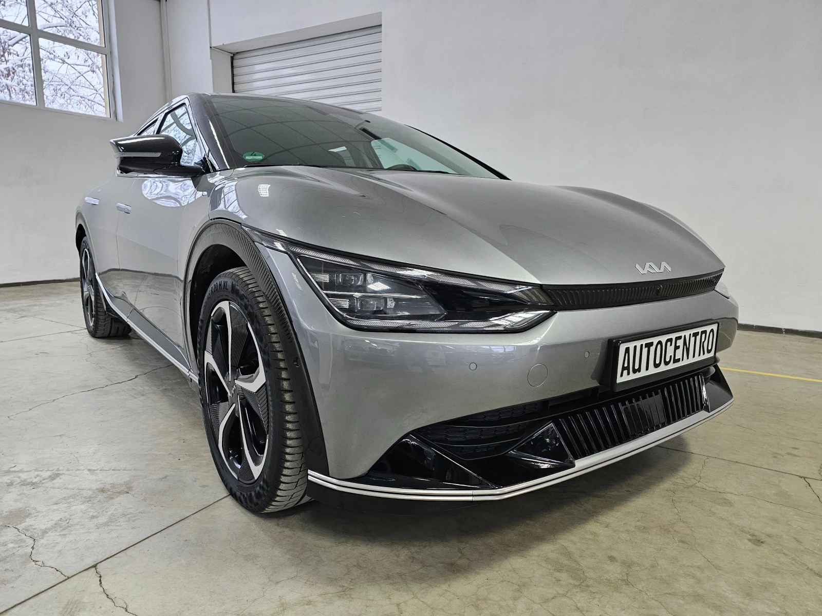 Kia EV6 AWD Термопомпа Кожа Germany, снимка 2 - Автомобили и джипове - 54248356