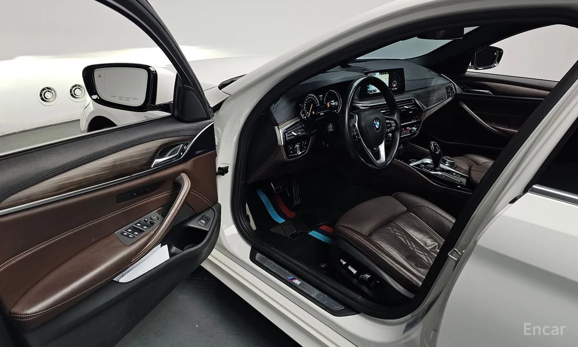 BMW 530 * M-SPORT* PLUS* XDRIVE* �������* ���������* ����� | Mobile.bg � ����������� 10