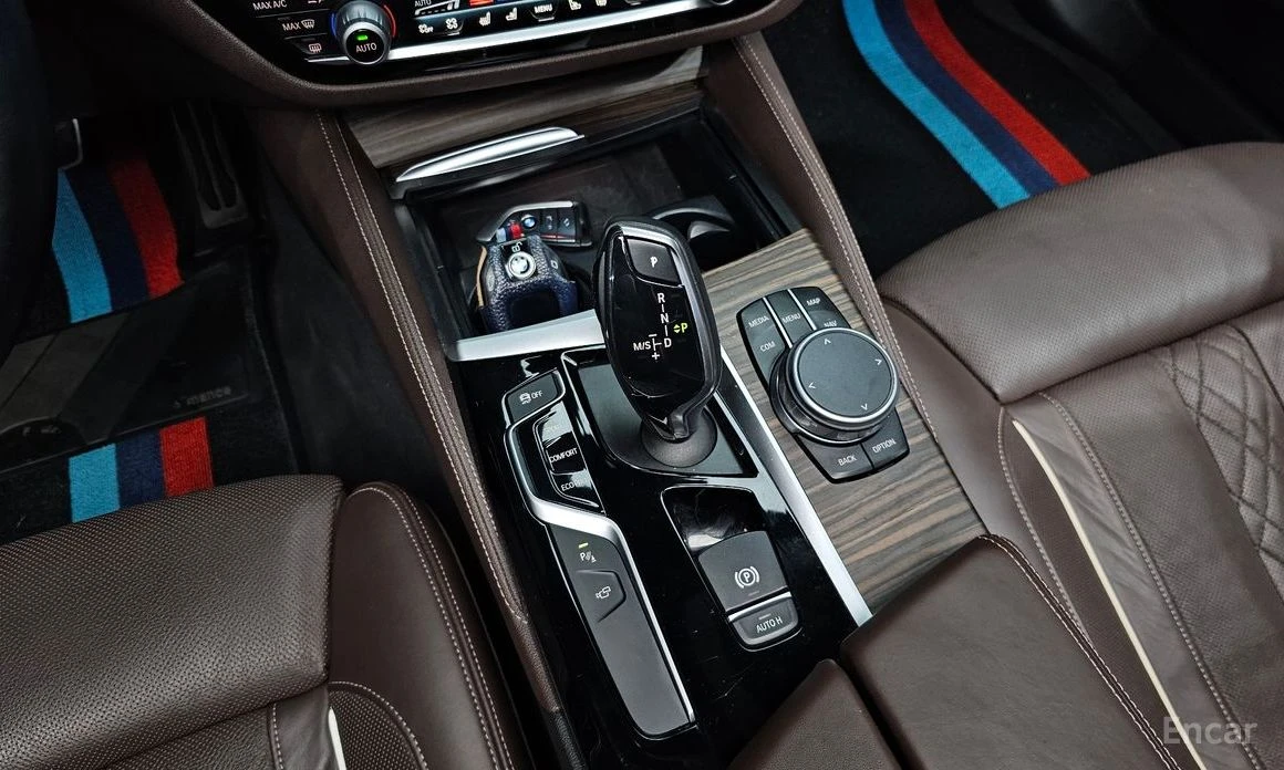 BMW 530 * M-SPORT* PLUS* XDRIVE* �������* ���������* ����� | Mobile.bg � ����������� 8