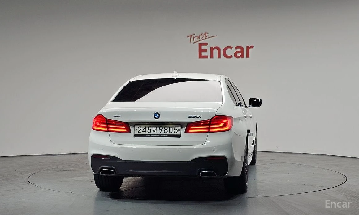 BMW 530 * M-SPORT* PLUS* XDRIVE* �������* ���������* ����� | Mobile.bg � ����������� 4