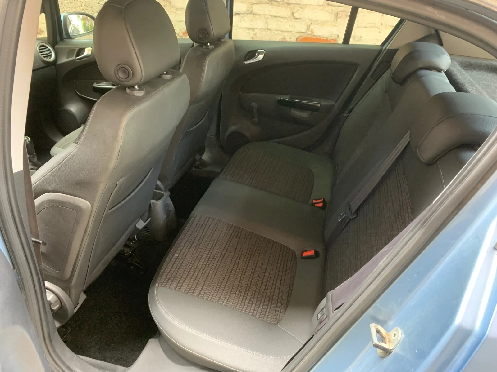 Opel Corsa 1.4i 101кс верига navi face 86570 km 5 ck, снимка 9 - Автомобили и джипове - 54398143