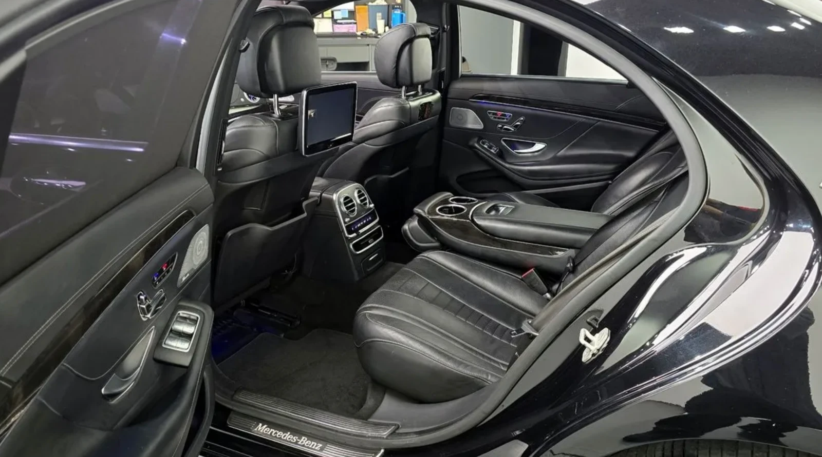 Mercedes-Benz S 500 L* Maybach* 360* Lane assist* Крайна цена* , снимка 8 - Автомобили и джипове - 54682153