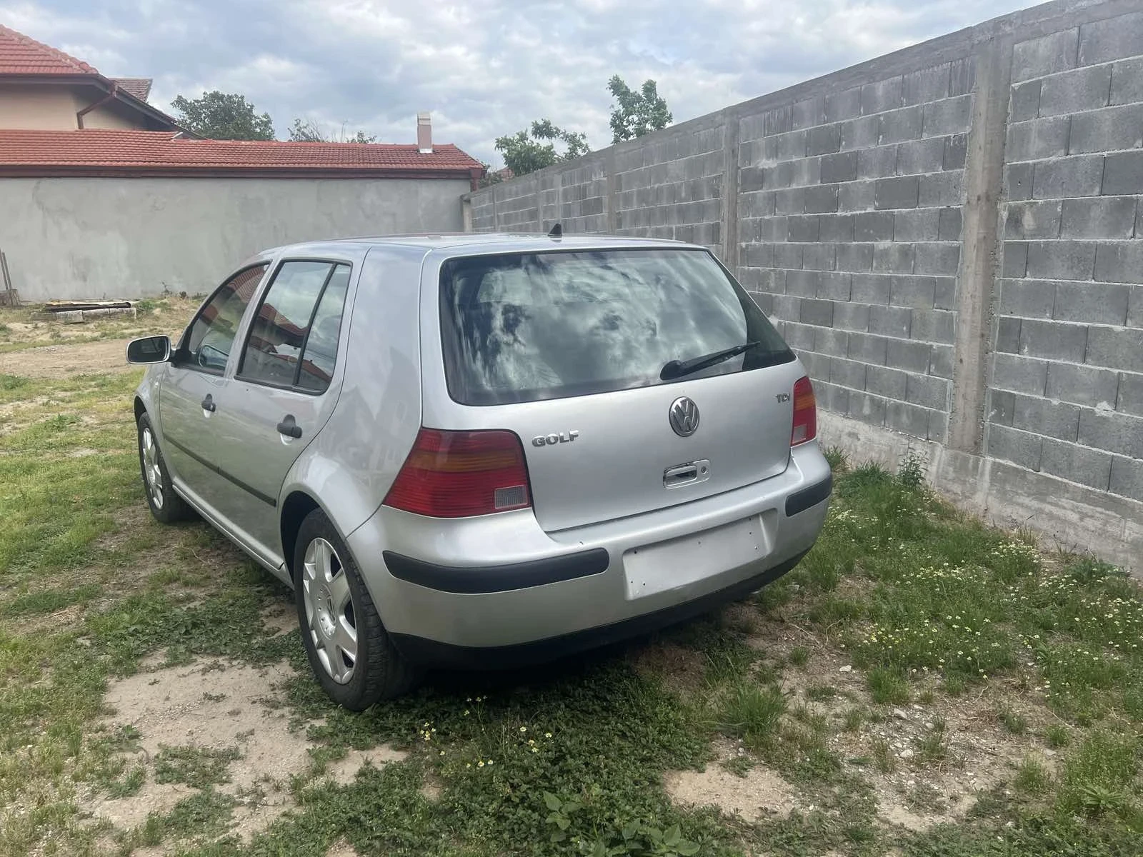 VW Golf 1.9 TDI, 90 к, снимка 3 - Автомобили и джипове - 54884951