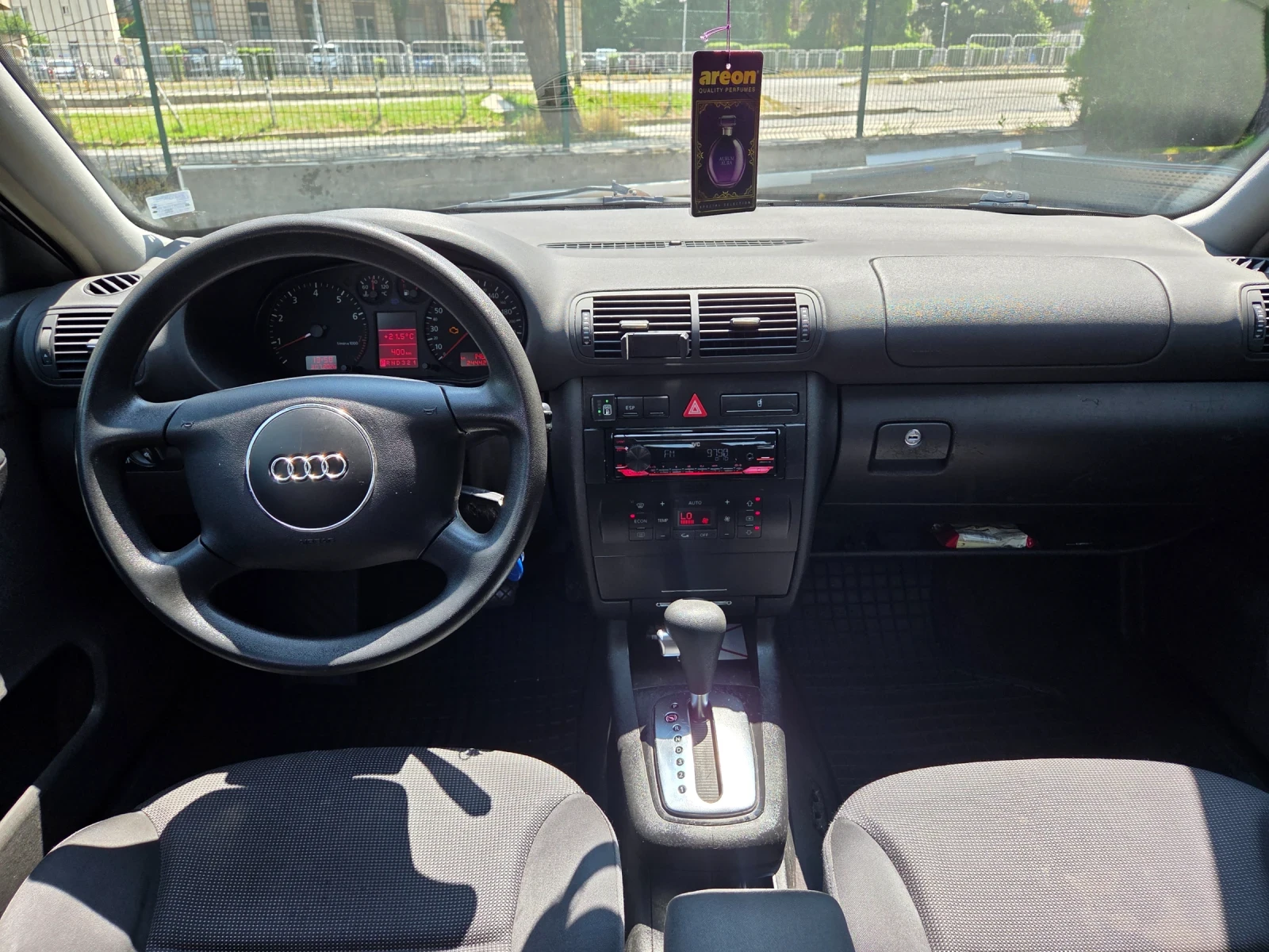 Audi A3 1.8 125 кс, снимка 8 - Автомобили и джипове - 55144973