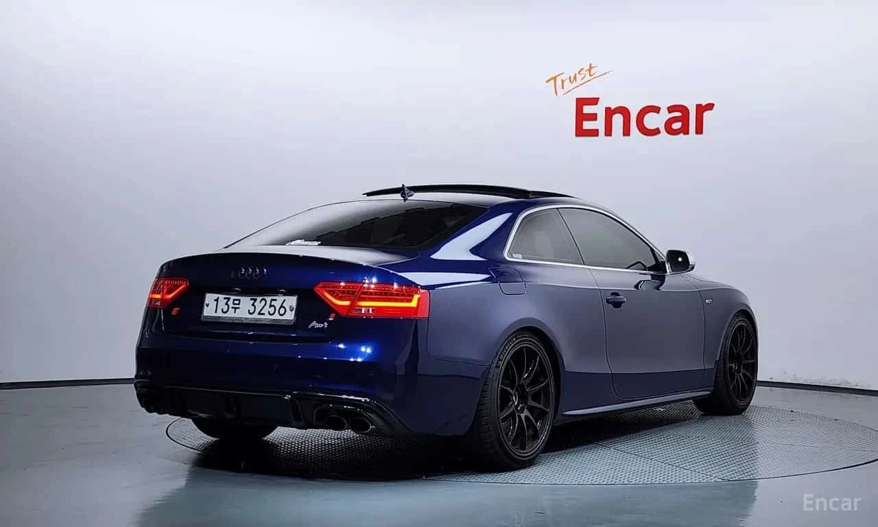 Audi S5 3.0 TFSI Quattro  CARFAX, снимка 2 - Автомобили и джипове - 55545551