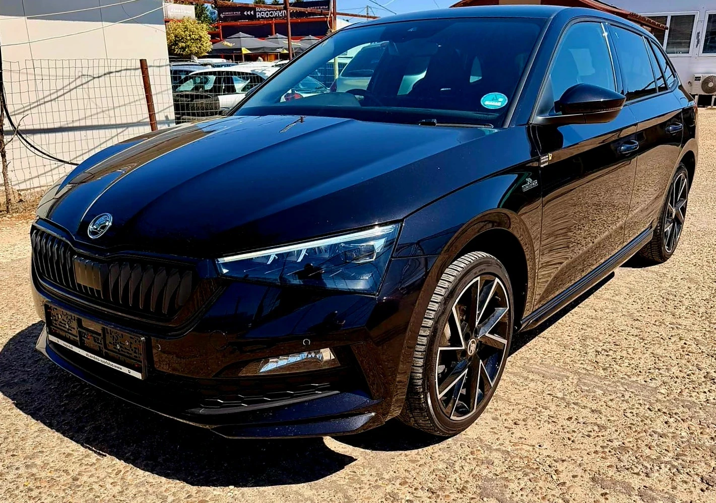 Skoda Scala 1.5 TSI DSG Monte Carlo * Virtual Cockpit * Pano  , снимка 2 - Автомобили и джипове - 55988759