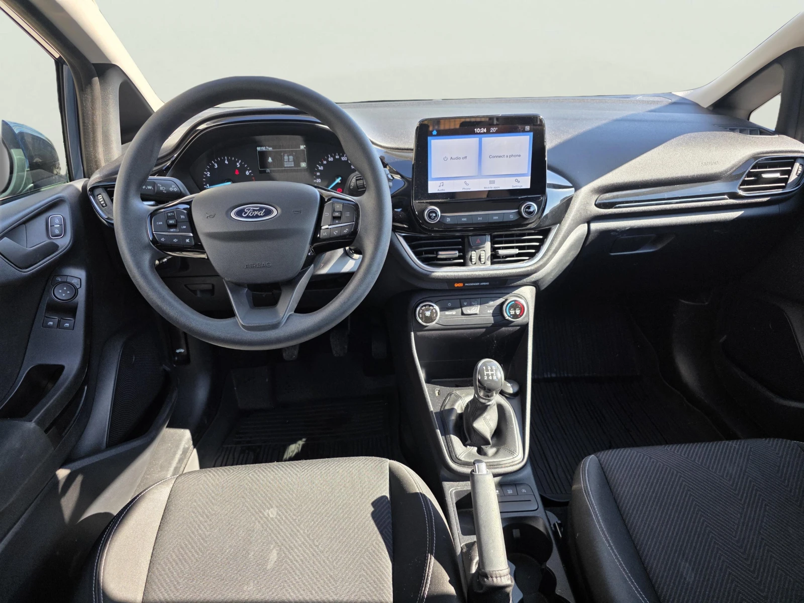 Ford Fiesta 1.1 Duratec, снимка 11 - Автомобили и джипове - 56108208