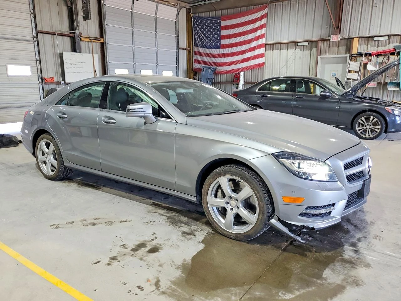 Mercedes-Benz CLS 55 AMG 4.6l Cls 550 4Matic, снимка 4 - Автомобили и джипове - 56133627