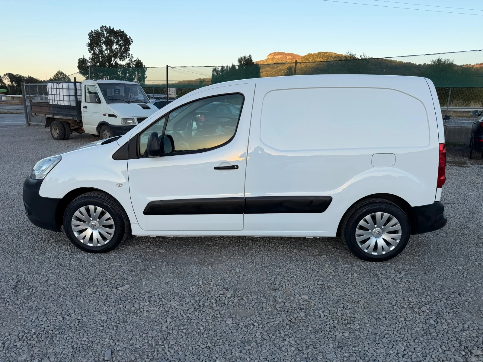 Citroen Berlingo 1.6HDI-75PS-�������� | Mobile.bg � ����������� 8