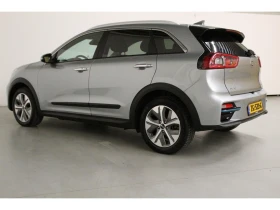 Kia Niro ExecutiveLine 64kWh 204k.c. TOP , снимка 2