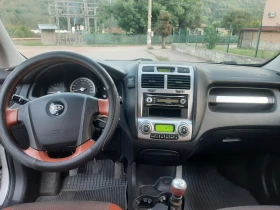 Kia Sportage 2.0CRDI KLIMATRON KOJA 6 SKOROSTI 4x4  | Mobile.bg    10