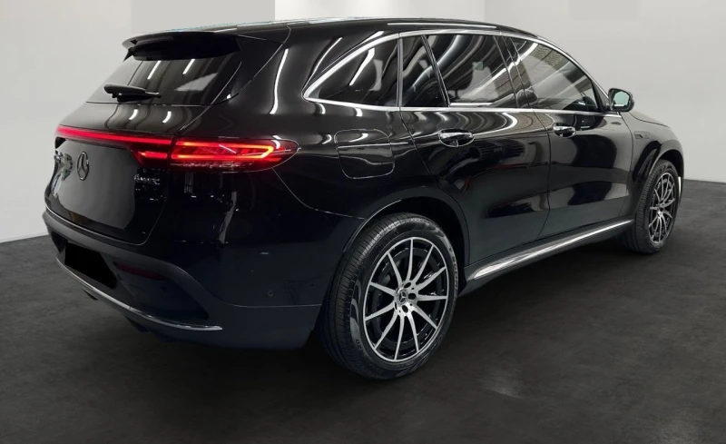 Mercedes-Benz EQC * 400* 4M* AMG* CARBON* DISTRONIC* MULTIBEAM* , снимка 3 - Автомобили и джипове - 48245231