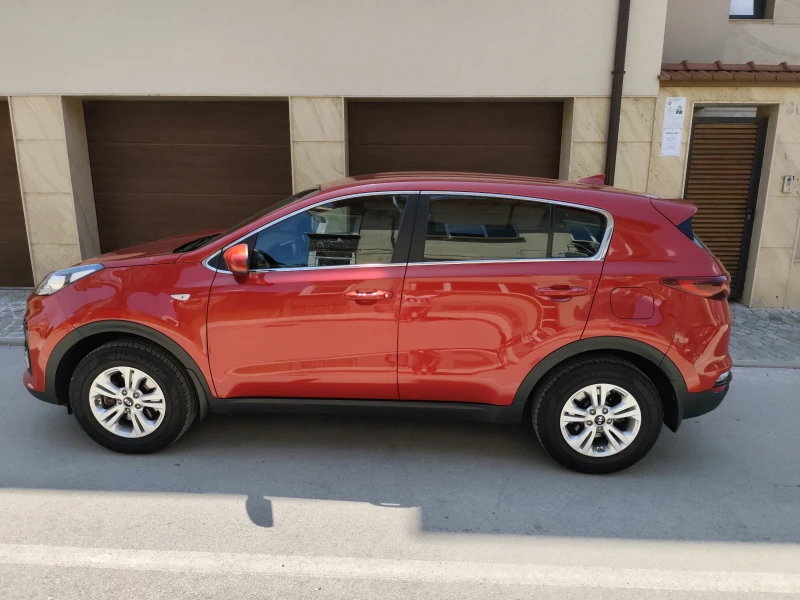 Kia Sportage 1.6, снимка 2 - Автомобили и джипове - 52447418