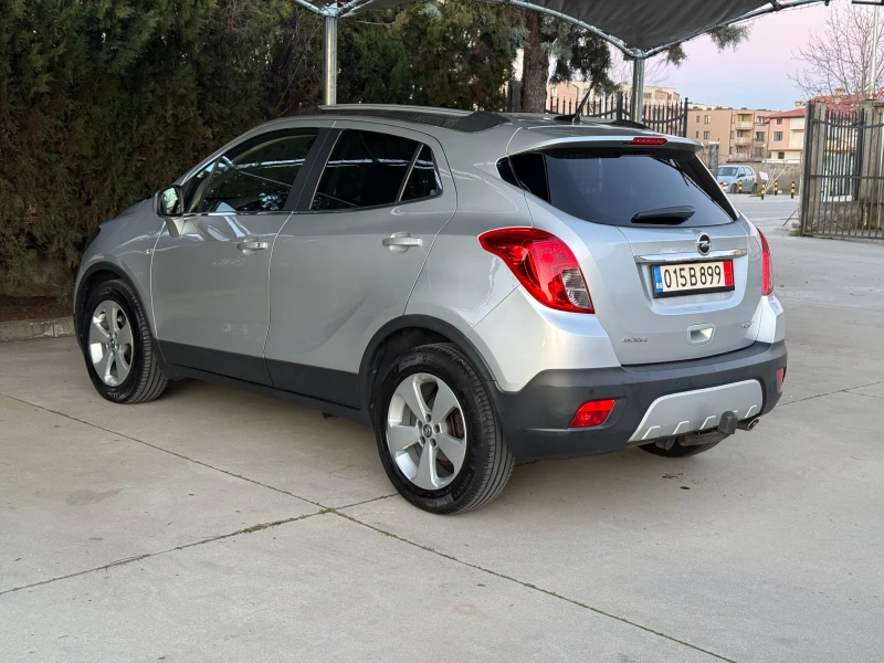 Opel Mokka 1.4i Автоматик, снимка 4 - Автомобили и джипове - 53527827