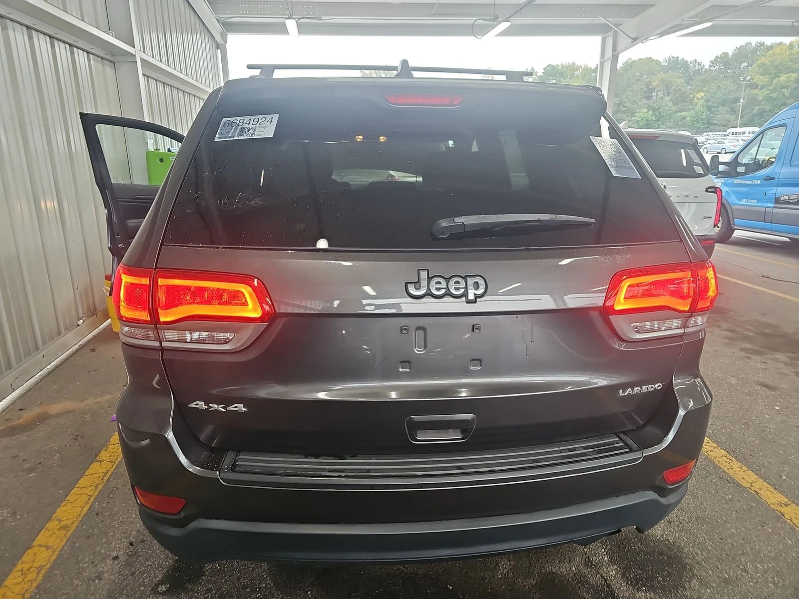 Jeep Grand cherokee LAREDO* 3.6* ПОДГРЕВ* НАВИ* ИДЕАЛЕН ЗА ГАЗ*  - изображение 6