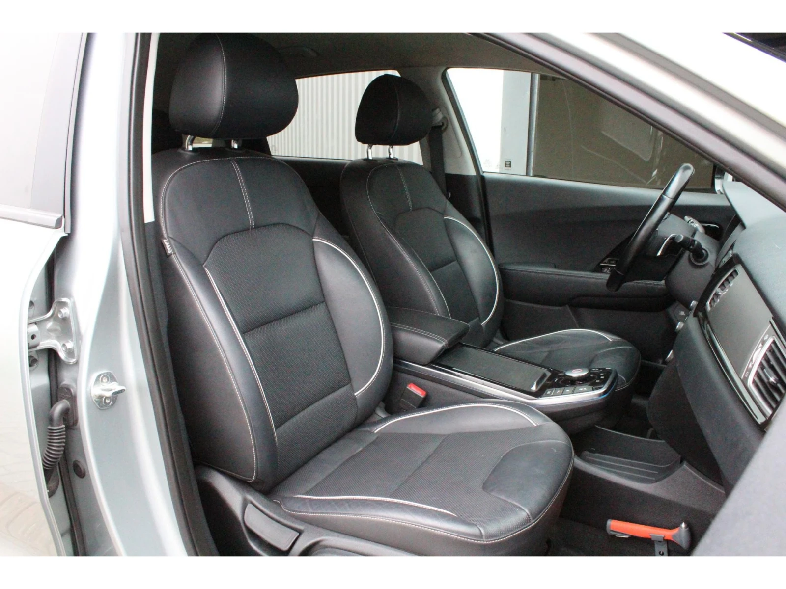 Kia Niro ExecutiveLine | Mobile.bg   12