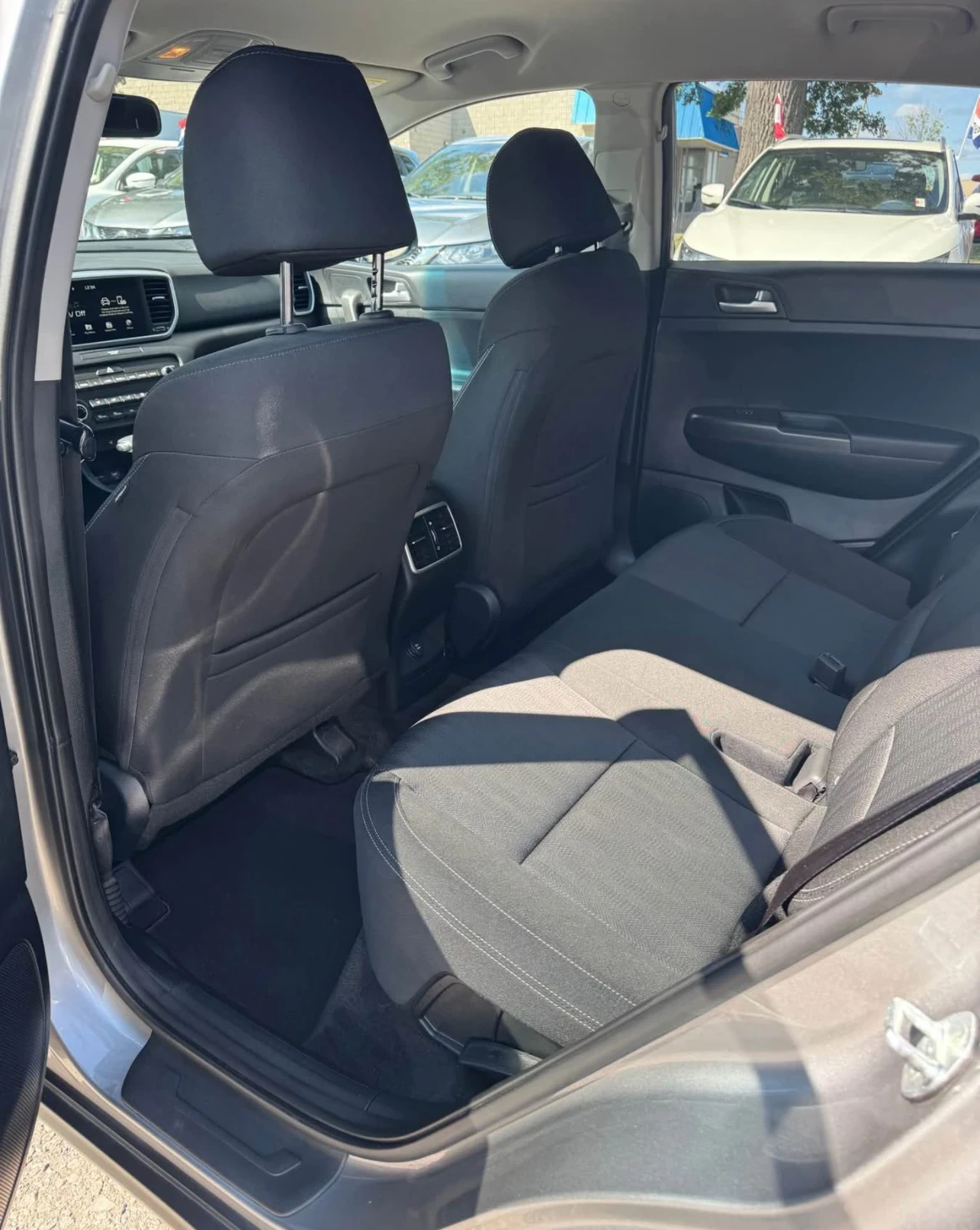 Kia Sportage CARFAX * * АВТОКРЕДИТ * *  - изображение 7