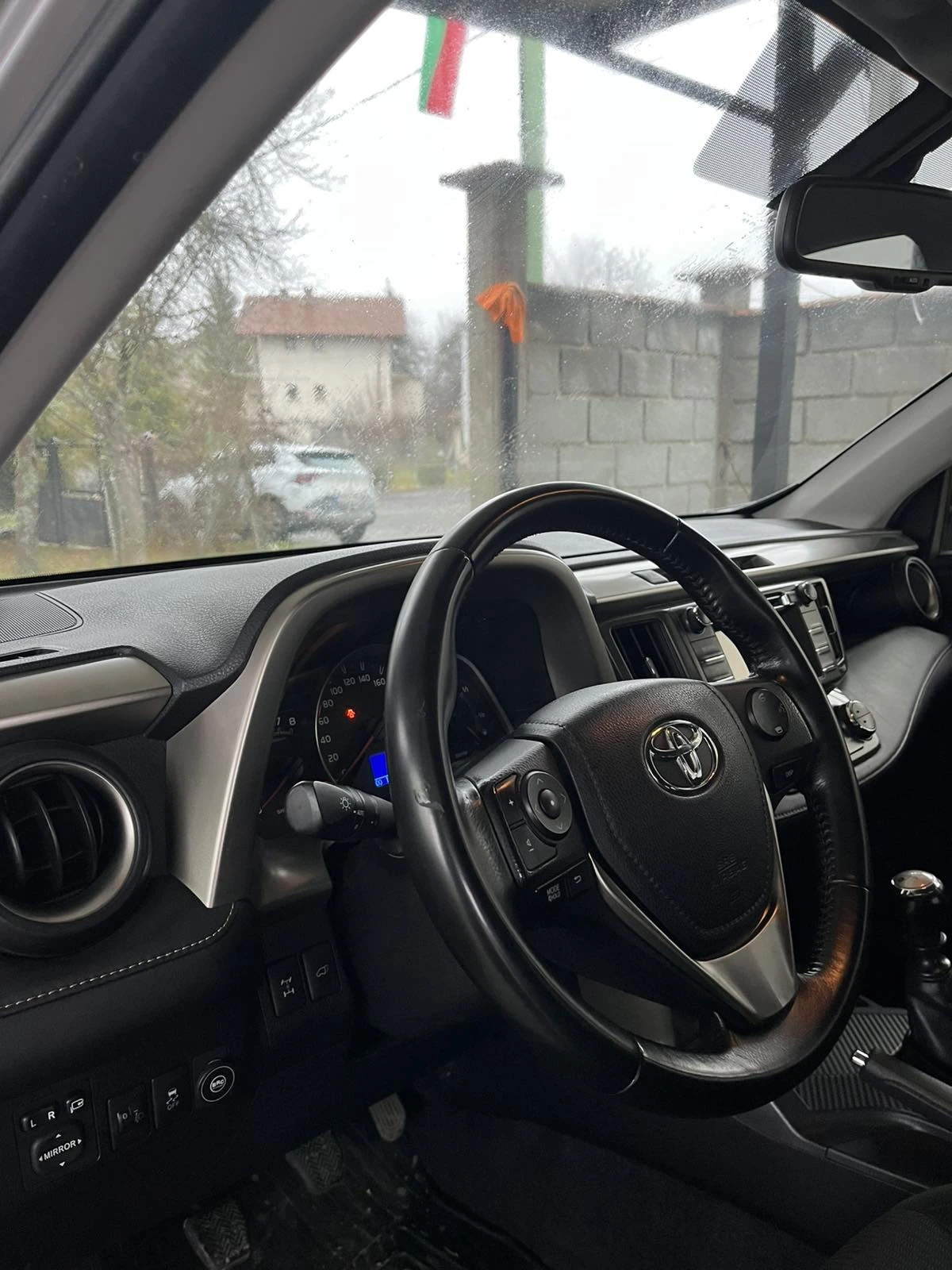 Toyota Rav4  - изображение 8