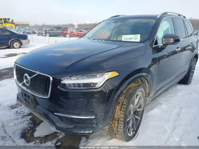 Volvo Xc90 2l T5 Momentum - изображение 2
