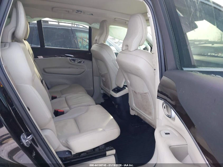 Volvo Xc90 2l T5 Momentum - изображение 8