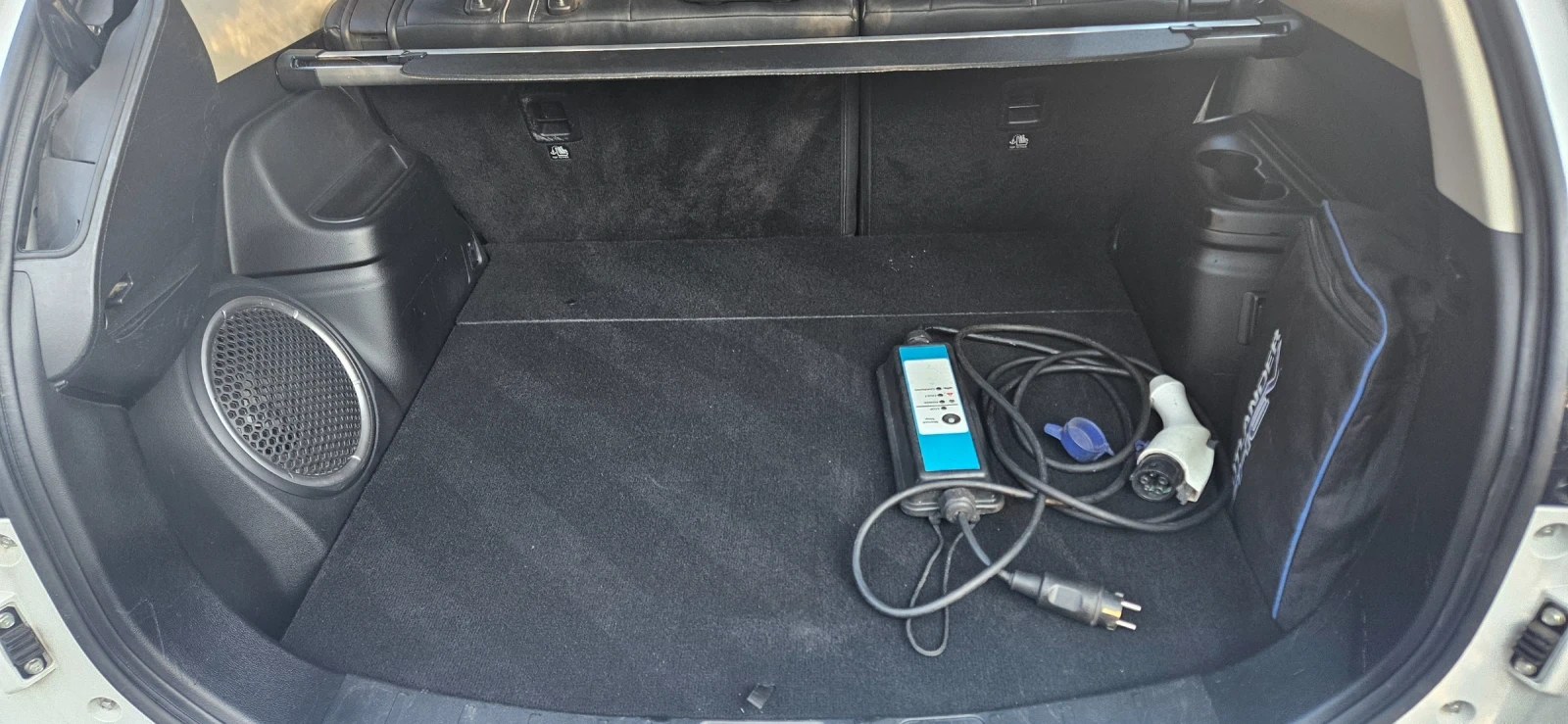 Mitsubishi Outlander Diamond PHEV, нова батерия, ФУЛ ФУЛ МАКС ЕКСТРИ, снимка 13 - Автомобили и джипове - 53715675