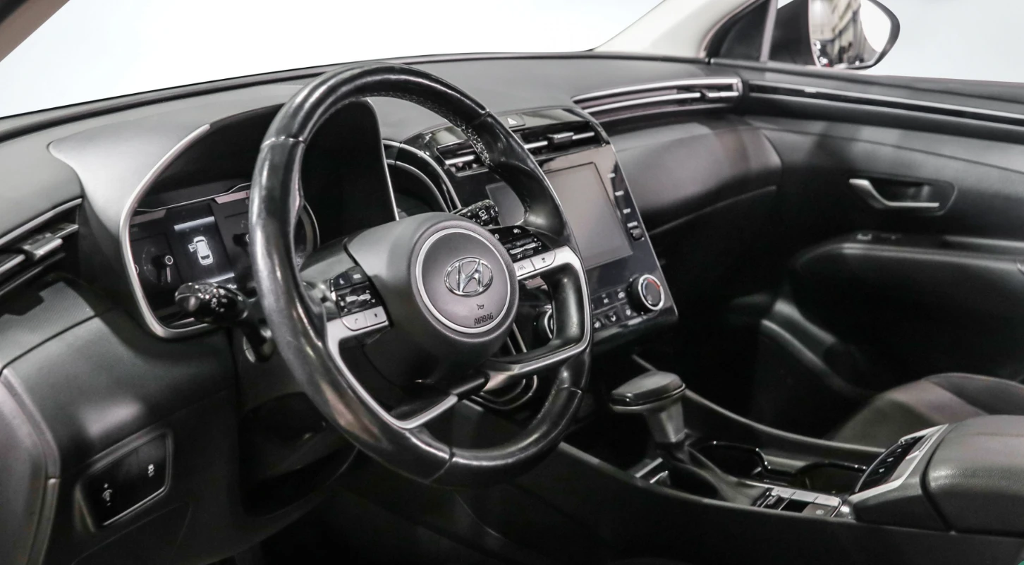 Hyundai Tucson * AWD* KEYLESS* КАМЕРА* ПОДГРЕВ* , снимка 7 - Автомобили и джипове - 53986519