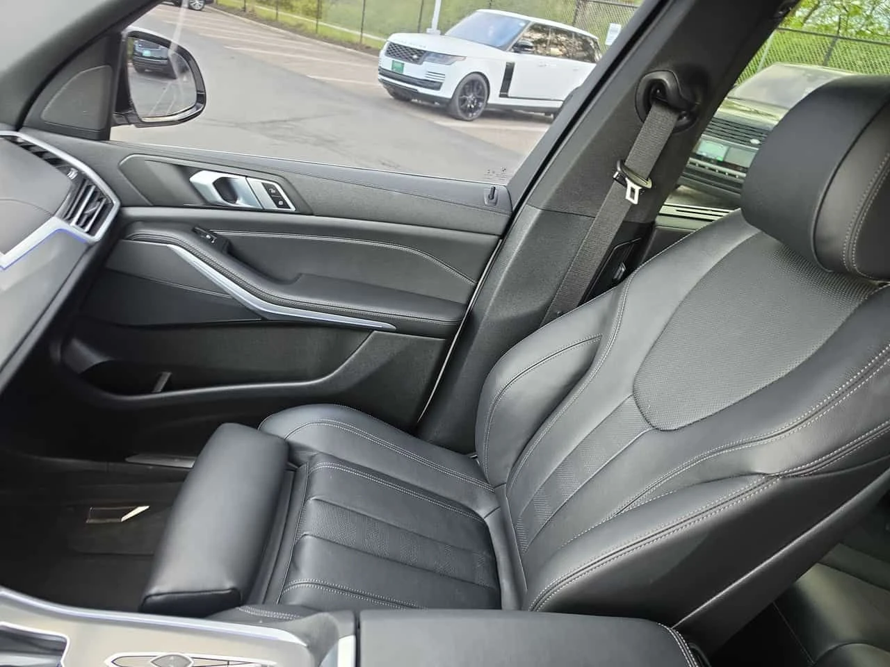 BMW X5 * xDrive40i * CARFAX * ПОДГРЕВИ * ПАНО * KEYLESS, снимка 10 - Автомобили и джипове - 54448161