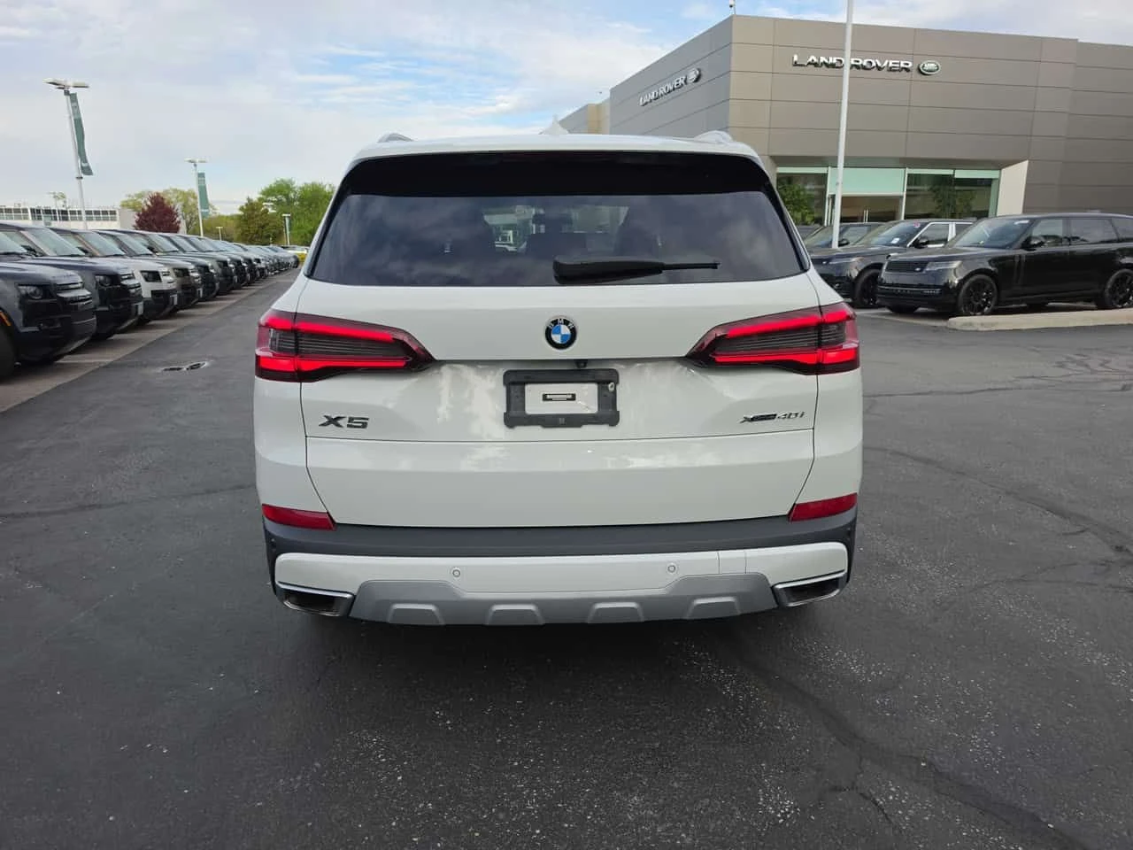 BMW X5 * xDrive40i * CARFAX * ПОДГРЕВИ * ПАНО * KEYLESS, снимка 4 - Автомобили и джипове - 54448161