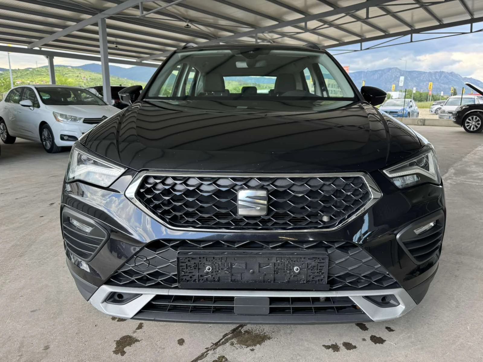 Seat Ateca 2.0TDI* 150ps* DISTR* НАВИ* КАМЕРА* LED, снимка 8 - Автомобили и джипове - 54595864