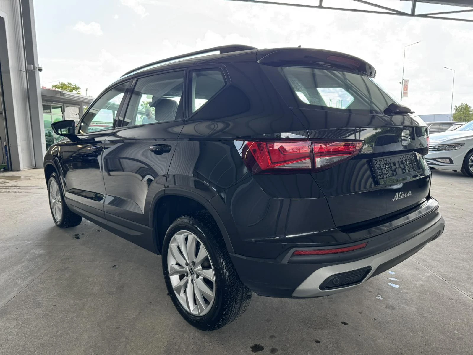 Seat Ateca 2.0TDI* 150ps* DISTR* НАВИ* КАМЕРА* LED, снимка 3 - Автомобили и джипове - 54595864