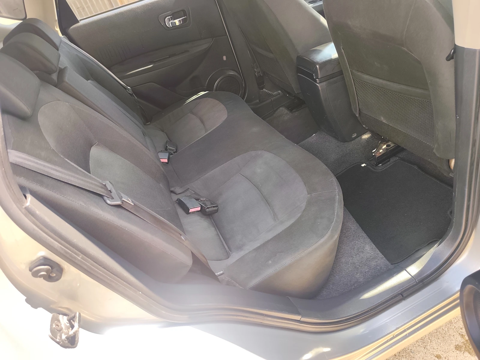 Nissan Qashqai 2, 0 Dci n-tec, снимка 11 - Автомобили и джипове - 55395331