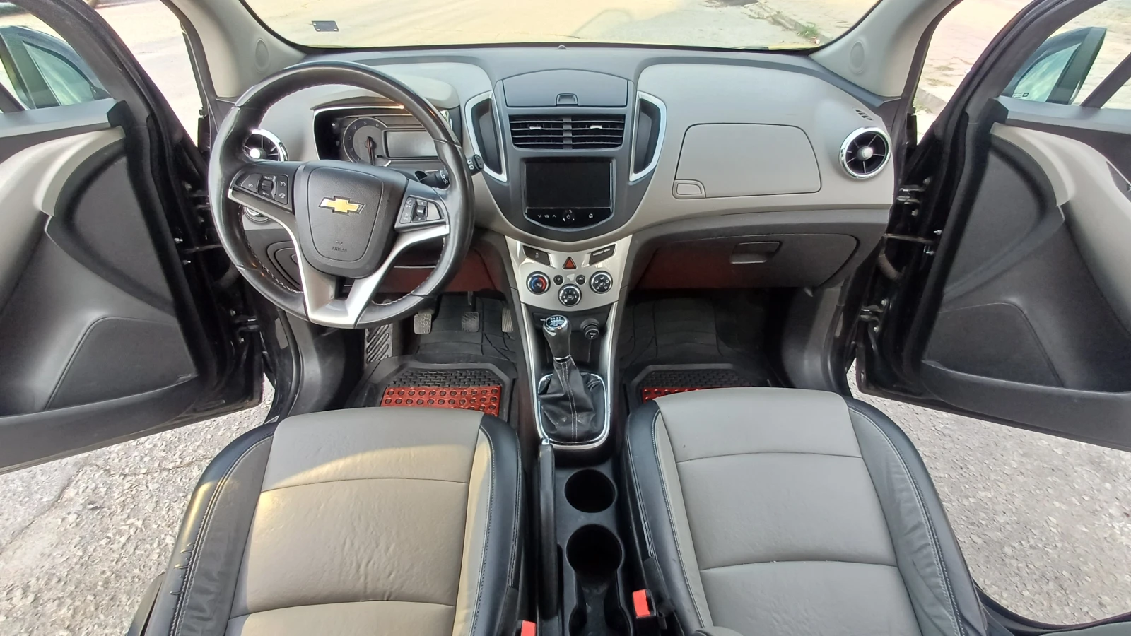 Chevrolet Trax 1.7CDTI /4x4/ 131k.s  КОЖА, снимка 7 - Автомобили и джипове - 55682610