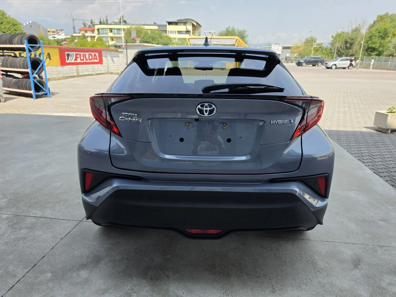 Toyota C-HR 1.8, снимка 4 - Автомобили и джипове - 55721567