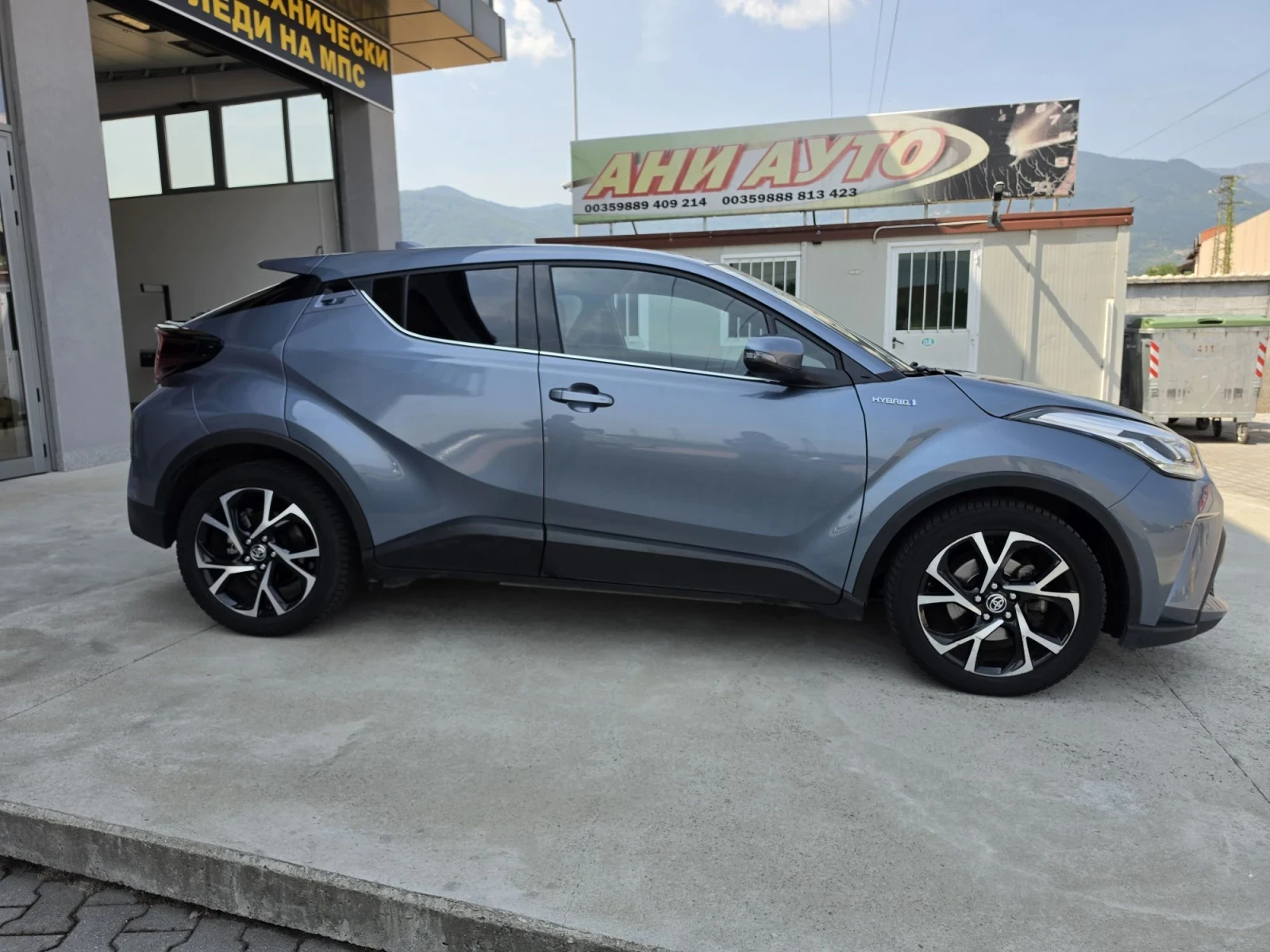 Toyota C-HR 1.8, снимка 6 - Автомобили и джипове - 55721567