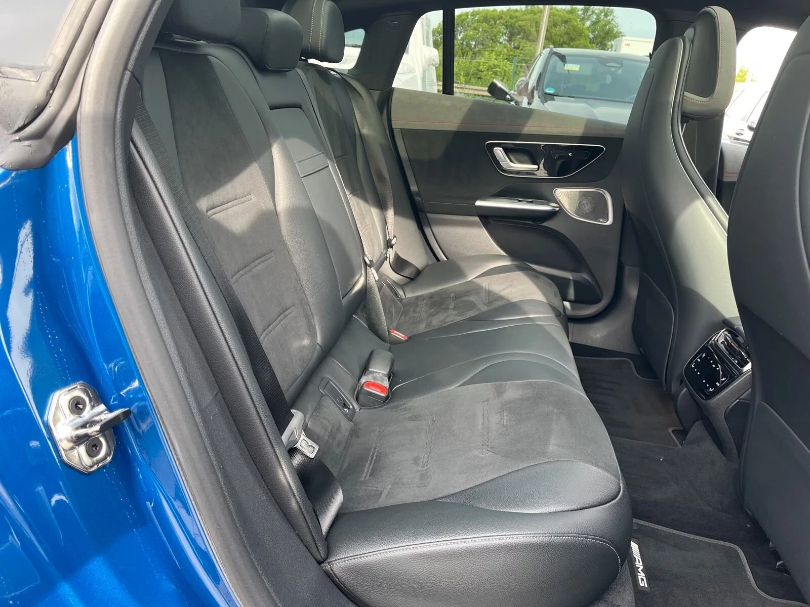 Mercedes-Benz EQE 350 / 4-MATIC / AMG / NIGHT / 360 / BURM / PANO /  | Mobile.bg � ����������� 10