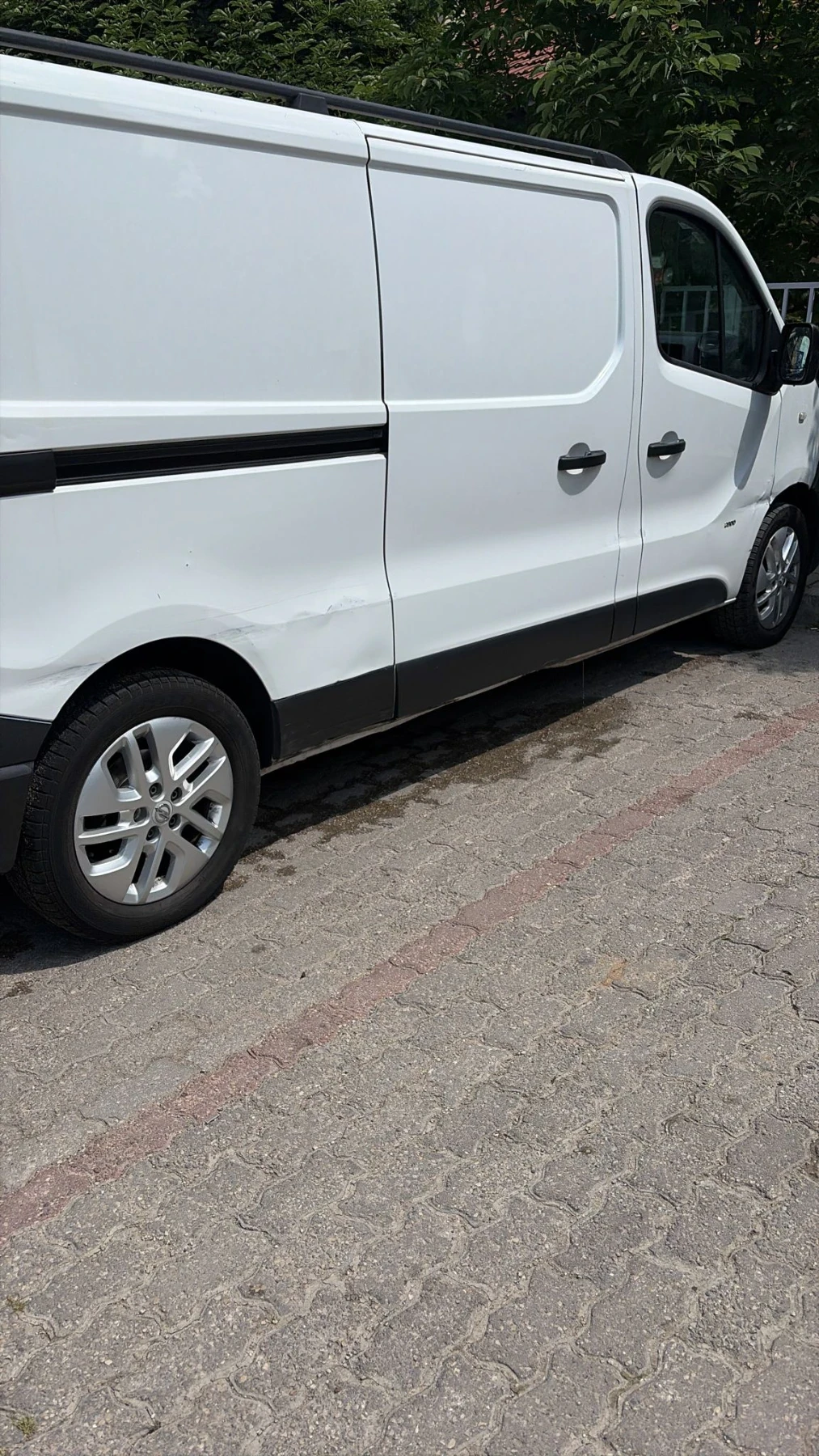 Opel Vivaro, снимка 4 - Бусове и автобуси - 54993373