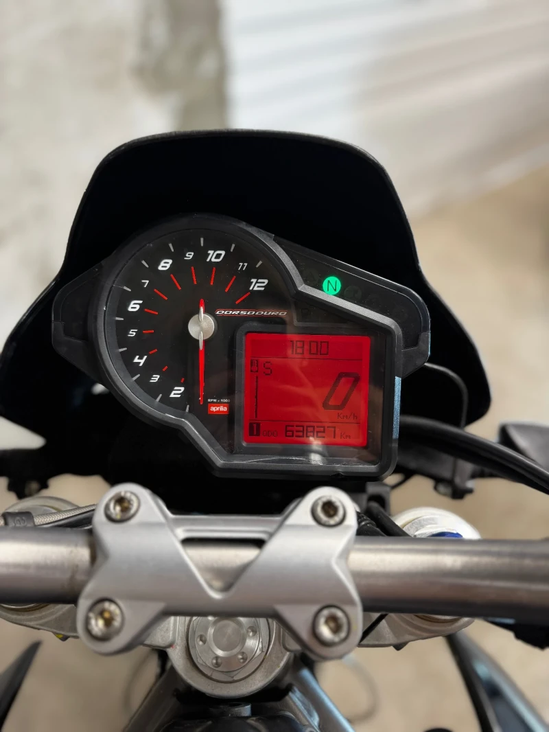 Aprilia Dorsoduro 750, снимка 11 - Мотоциклети и мототехника - 50910750