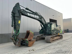 Багер Volvo EC 380 EL, снимка 4