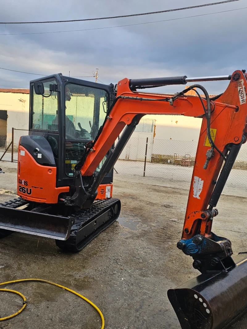 Багер Hitachi Zaxis 26U, снимка 1 - Индустриална техника - 48845038