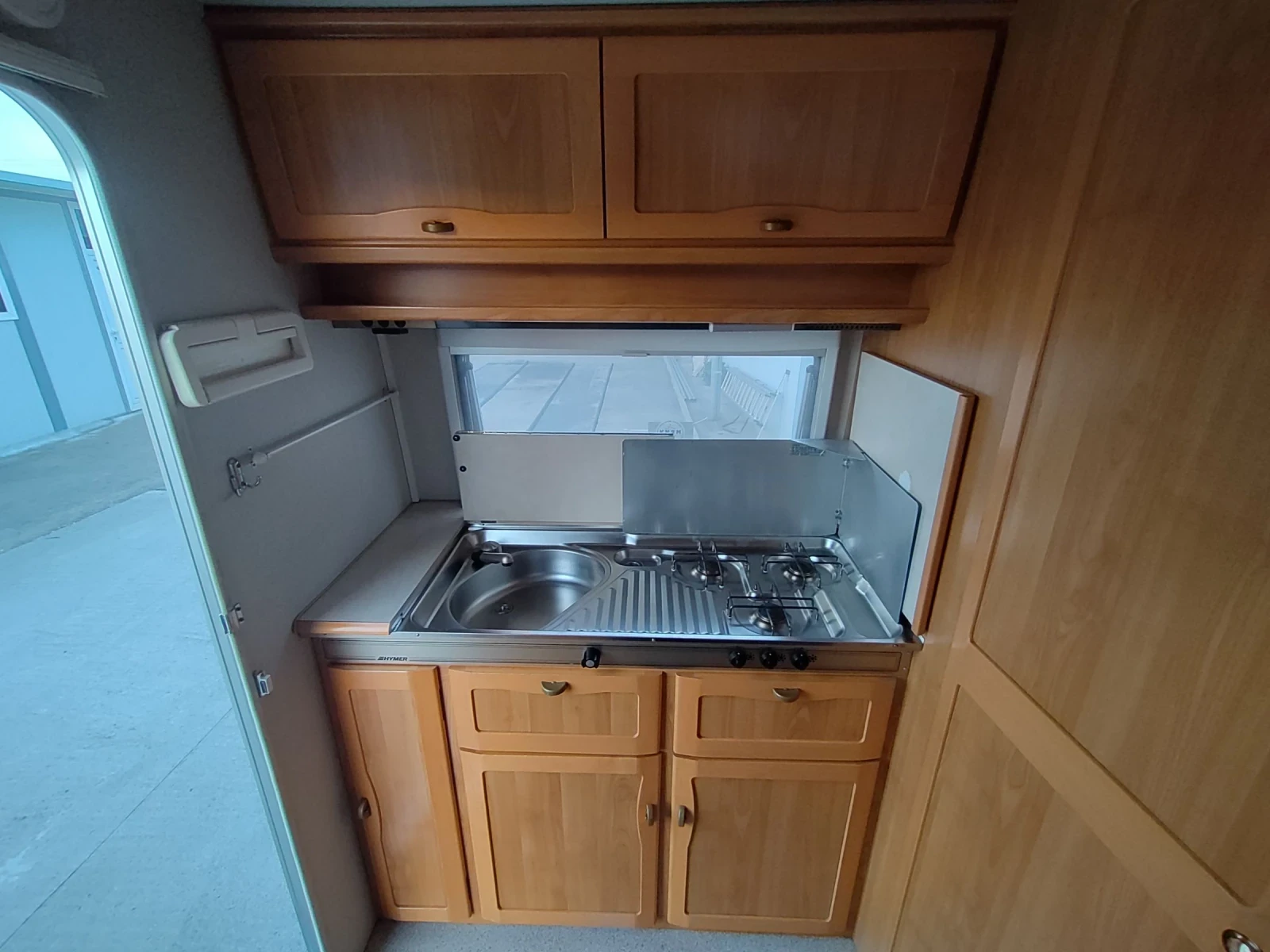 Каравана HYMER / ERIBA Nova 391 Бойлер Като Нова, снимка 9 - Каравани и кемпери - 53828321