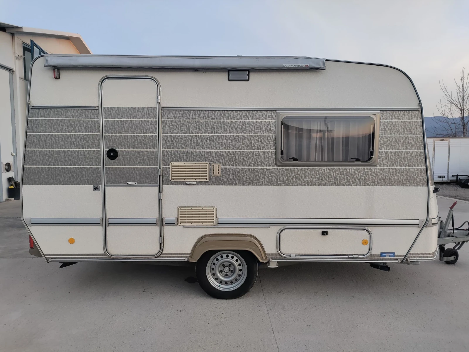 Каравана HYMER / ERIBA Nova 391 Бойлер Като Нова, снимка 6 - Каравани и кемпери - 53828321