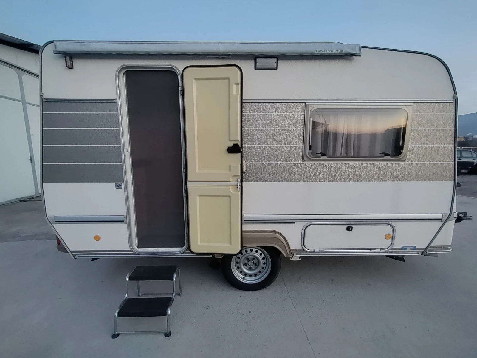 Каравана HYMER / ERIBA Nova 391 Бойлер Като Нова, снимка 14 - Каравани и кемпери - 53828321