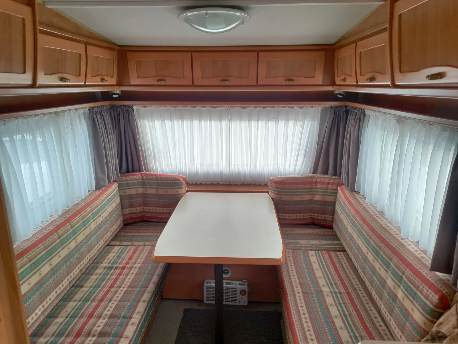 Каравана HYMER / ERIBA Nova 391 Бойлер Като Нова, снимка 8 - Каравани и кемпери - 53828321