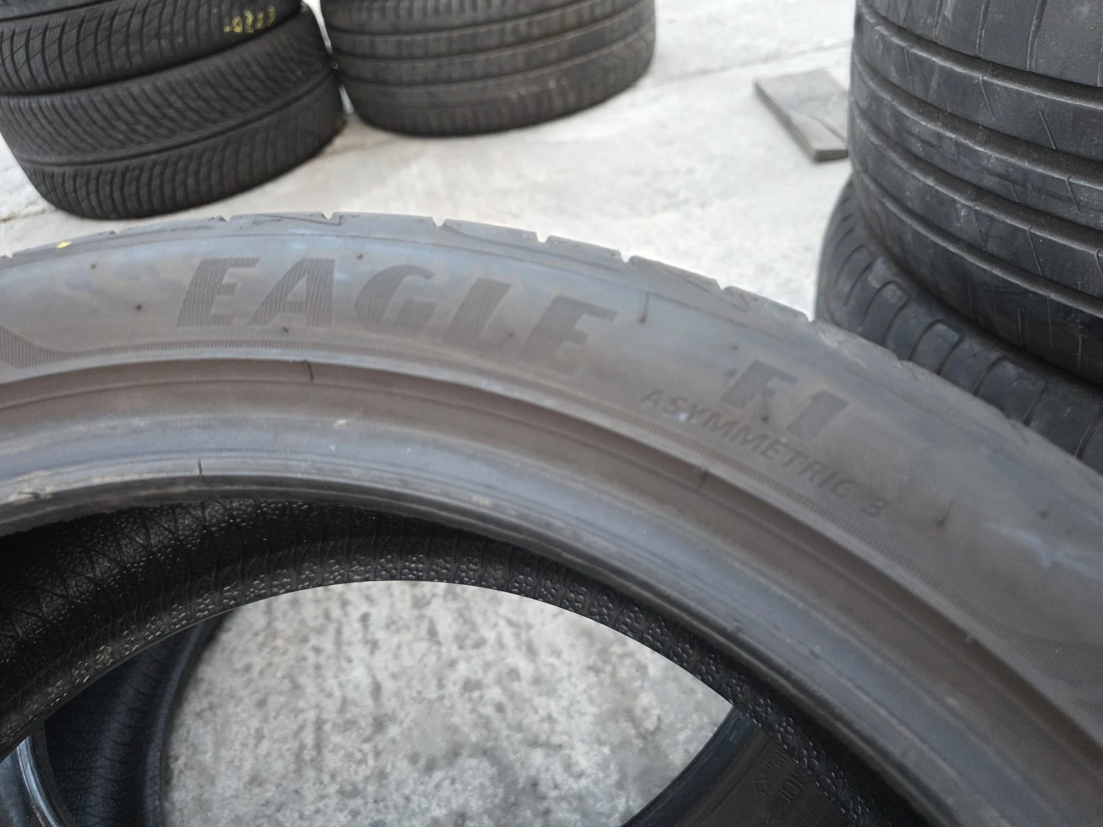 Гуми Летни 205/45R18, снимка 9 - Гуми и джанти - 56730679