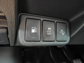 Toyota Avensis 1.8i-CH, снимка 5